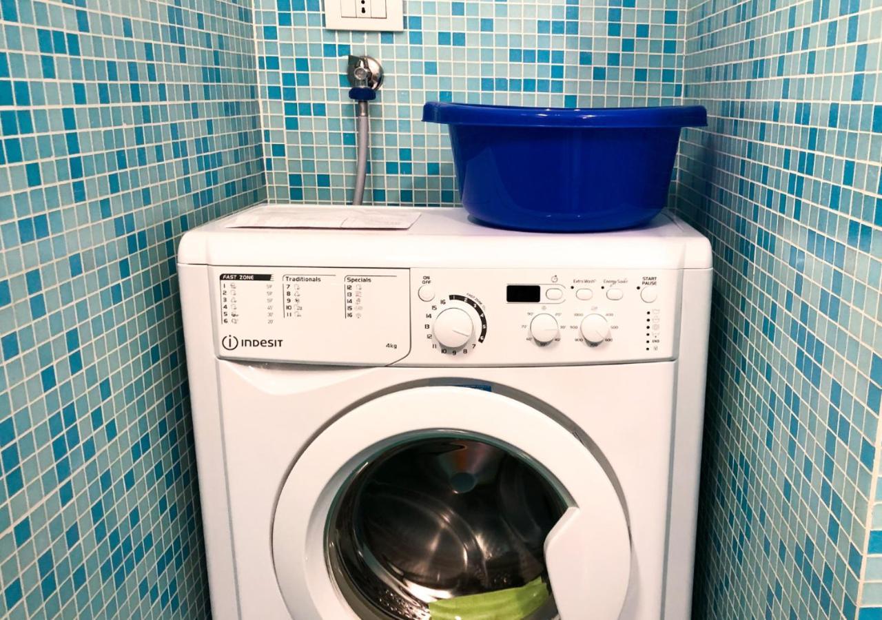 Confortevole Bilocale A Pochi Minuti Dal Centro Apartment Милано Екстериор снимка